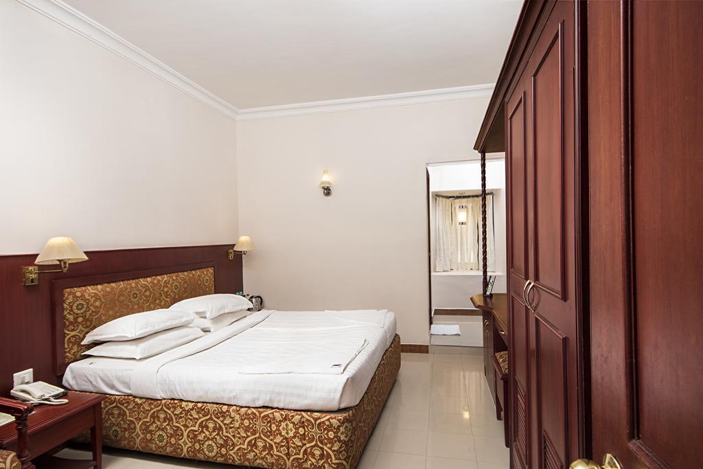Rr Residency Kodaikanal Phòng bức ảnh